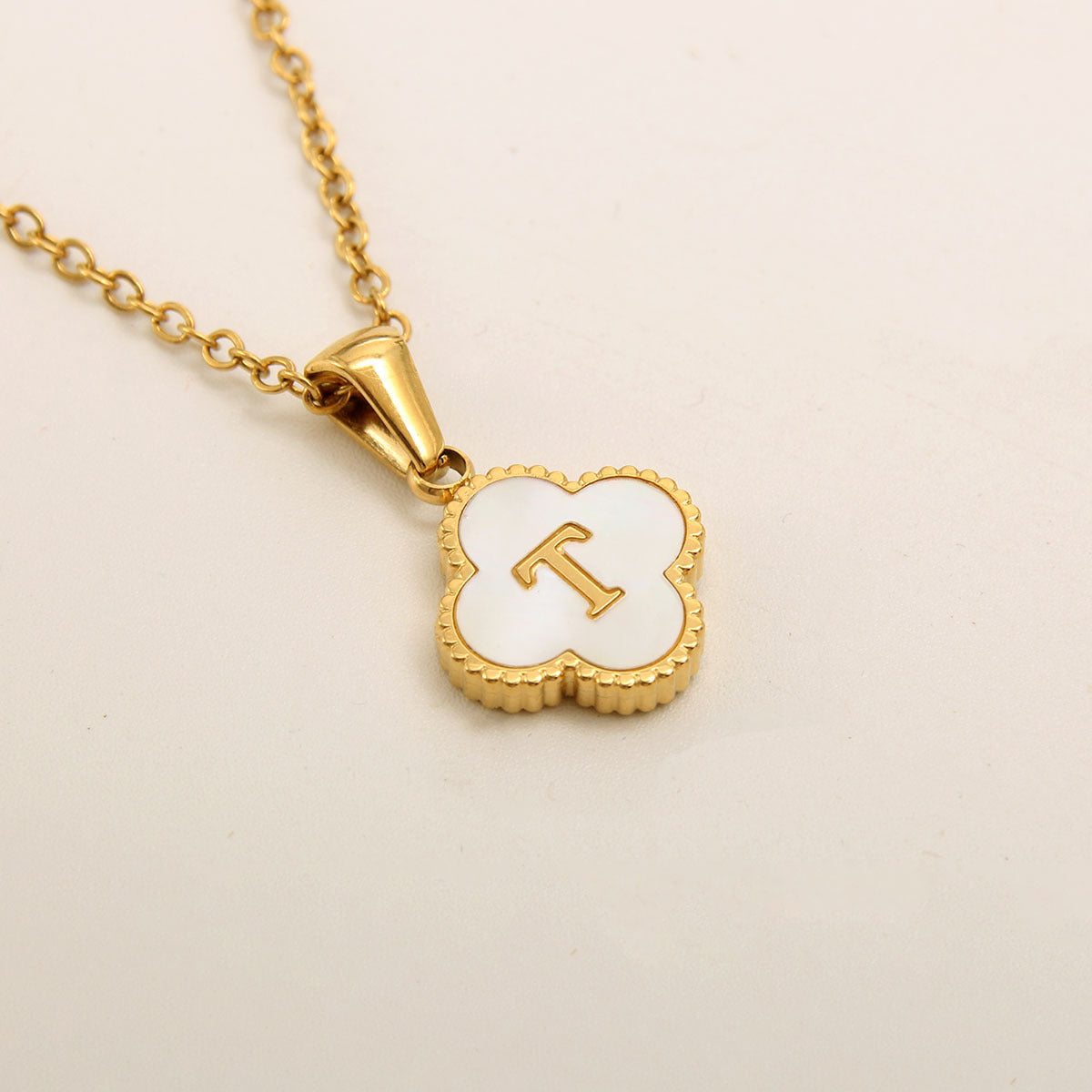 Collar Abecedario Templario Personalizable.