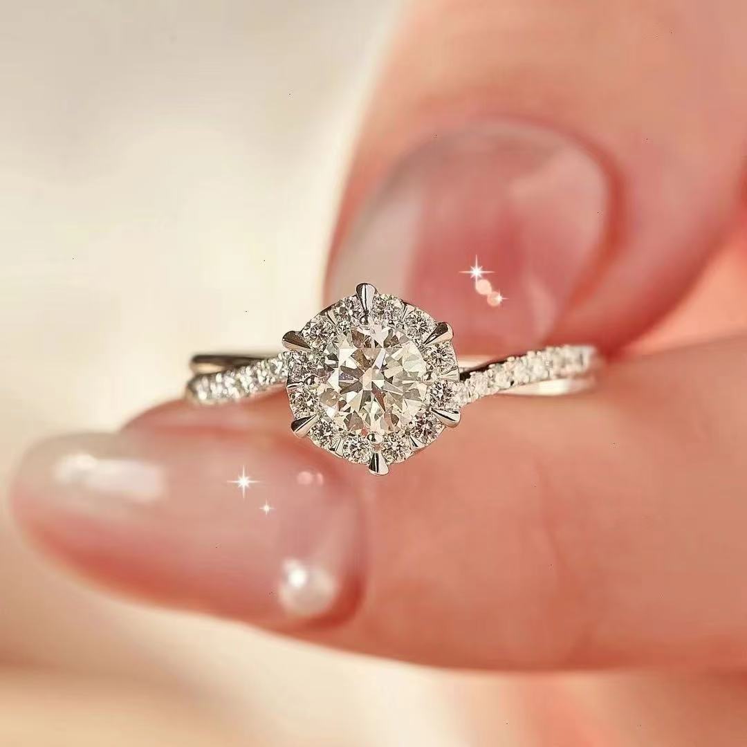 Anillo Estrella Velada.