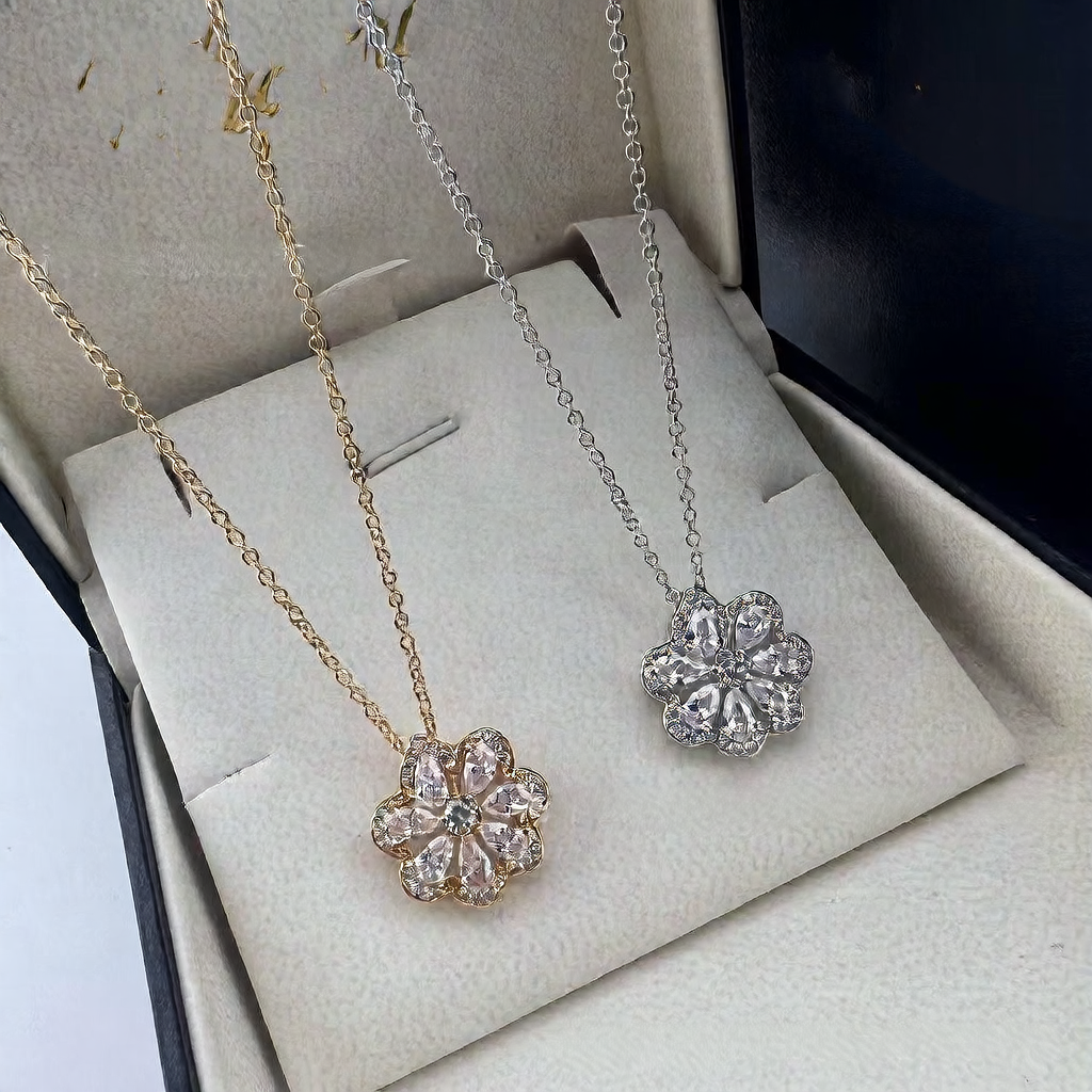 Collar Flores Silvestres.