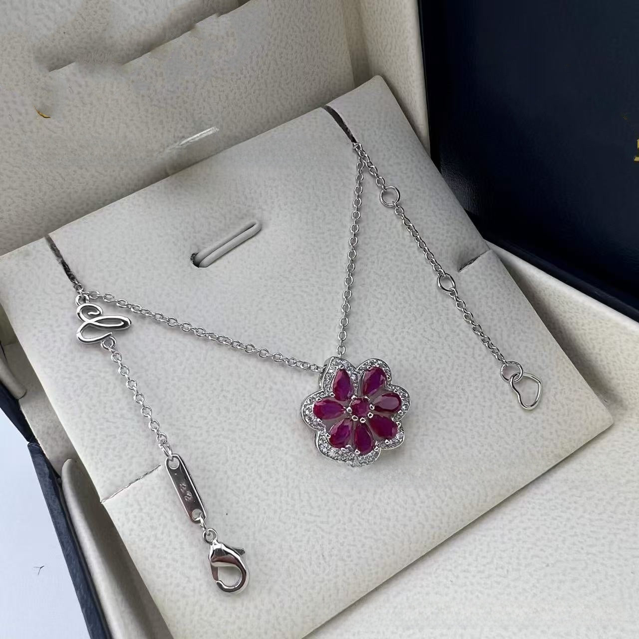 Collar Flores Silvestres.